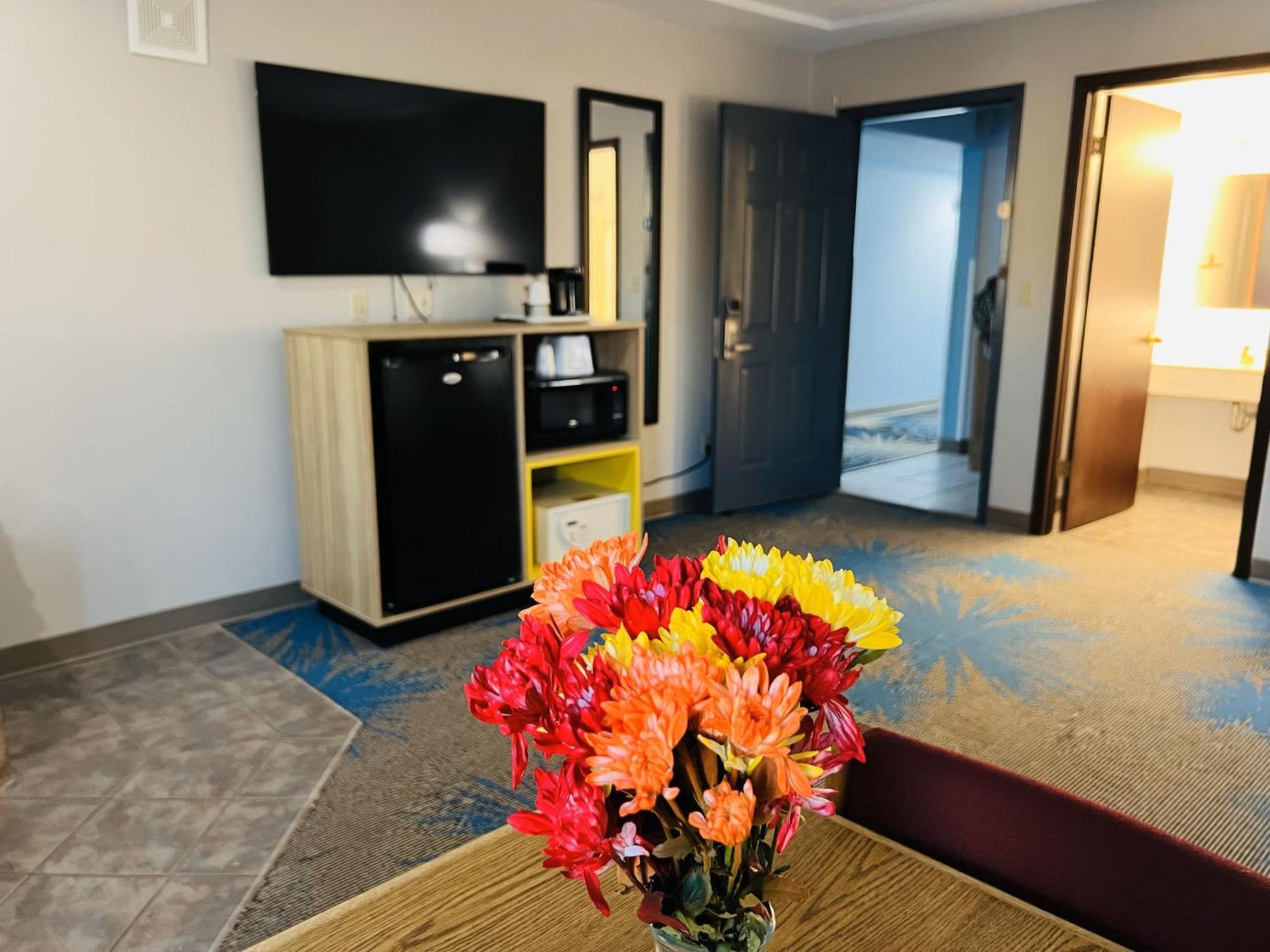 Days Inn By Wyndham Jamestown Ngoại thất bức ảnh