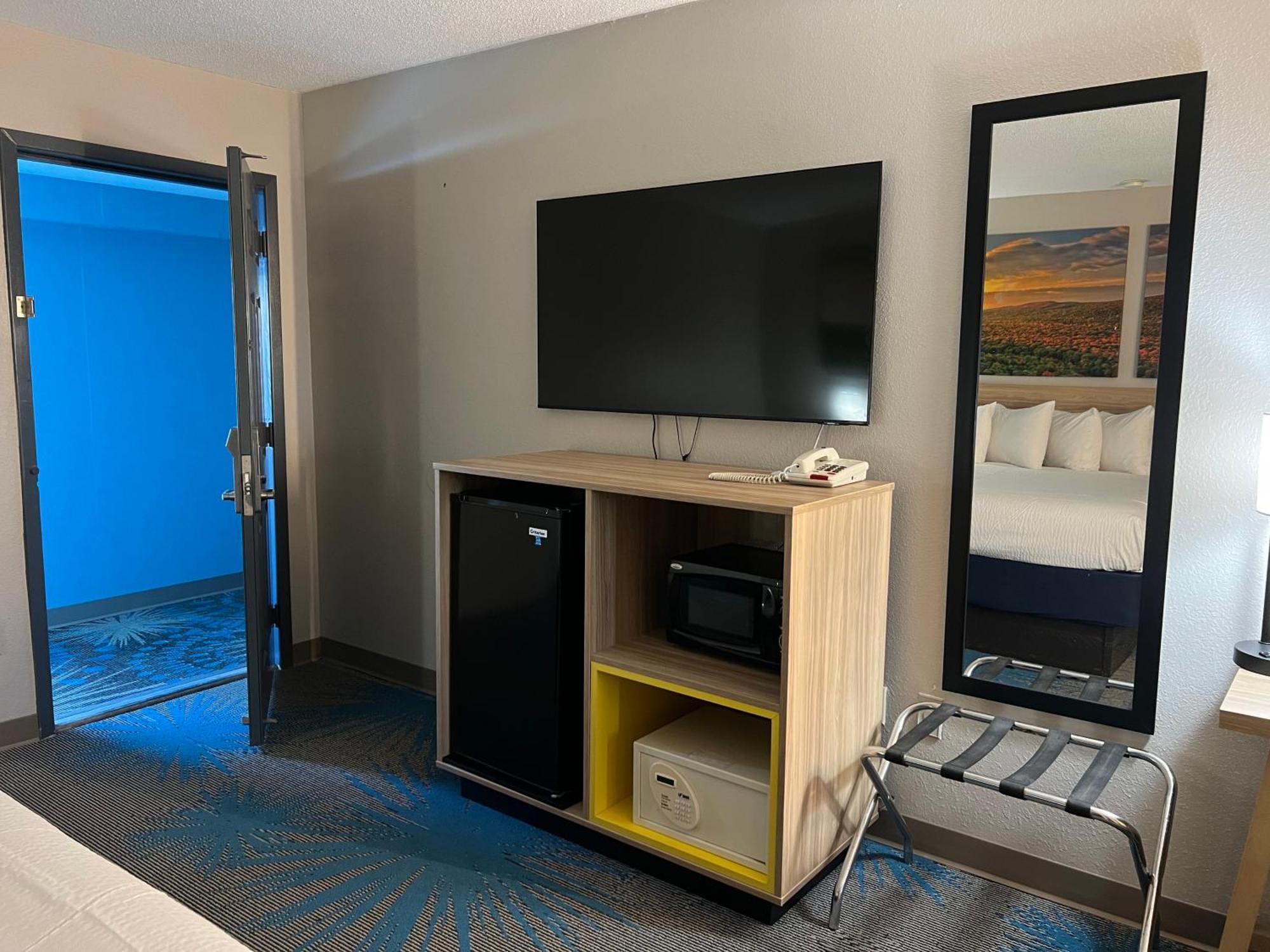 Days Inn By Wyndham Jamestown Ngoại thất bức ảnh