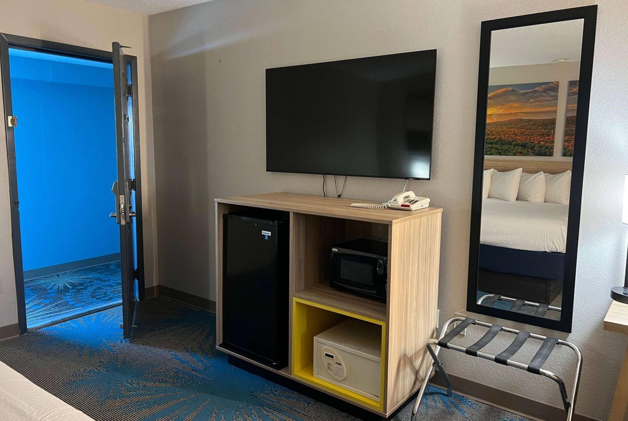 Days Inn By Wyndham Jamestown Ngoại thất bức ảnh