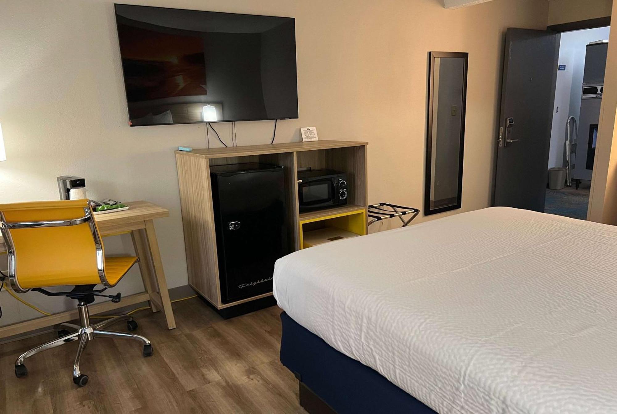 Days Inn By Wyndham Jamestown Ngoại thất bức ảnh